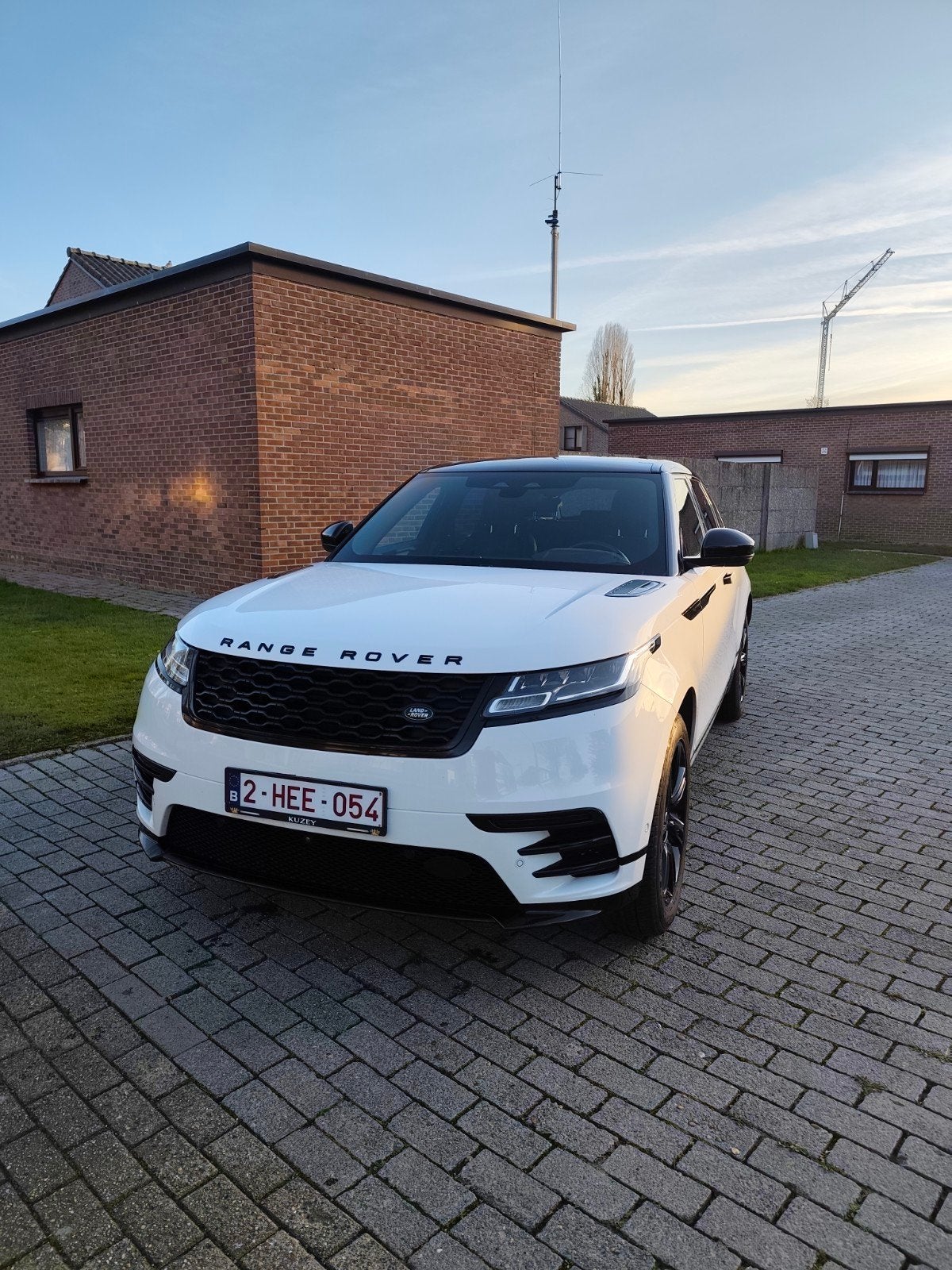 Range Rover Velar P400e R-Dynamic HSE Plug-in Hybrid 404 HP, Tickets en Kaartjes