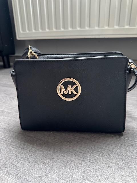 Handtas Michael Kors zwart, Handtassen en Accessoires, Tassen | Damestassen, Ophalen, Gebruikt, Zwart, Handtas