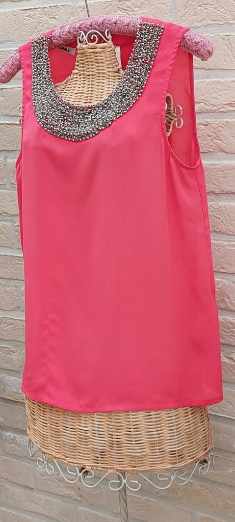 Topje maat m only, Kleding | Dames, Topjes, Maat 38/40 (M), Ophalen of Verzenden, Zo goed als nieuw, Zonder mouw