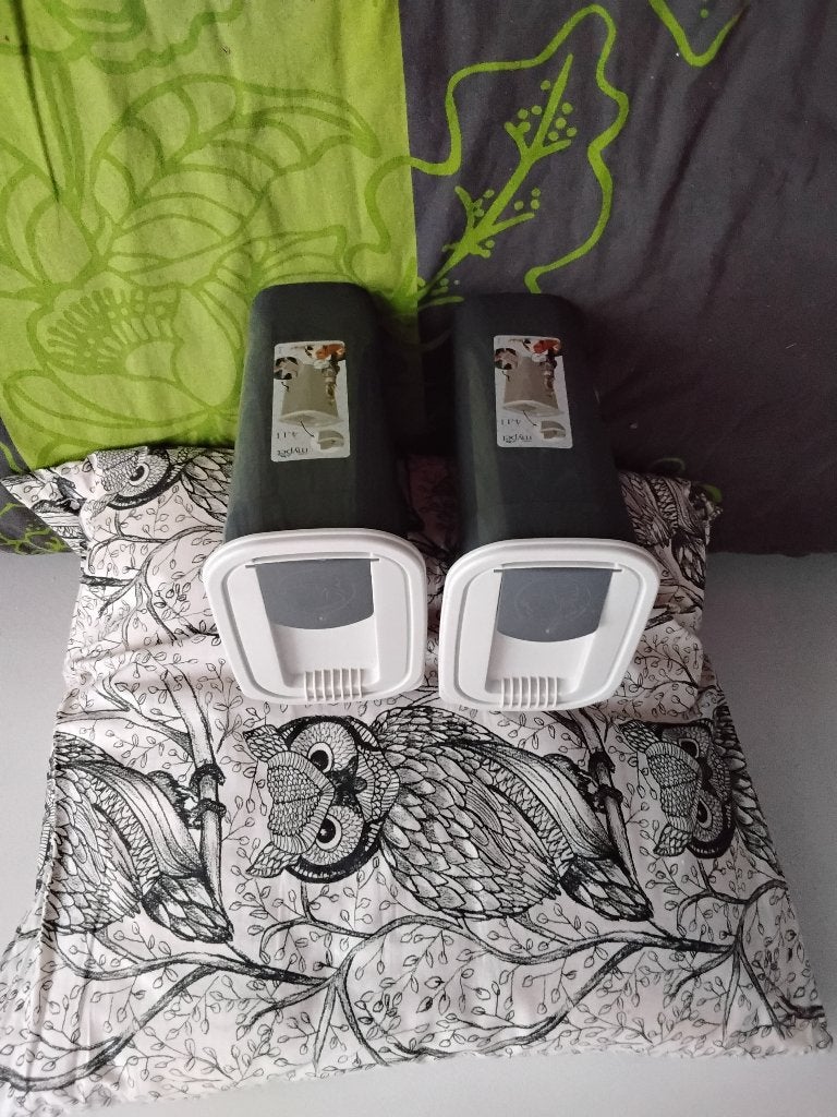 Bewaar dozen kat of hond 2 stuks 5 euro, Dieren en Toebehoren, Ophalen, Zo goed als nieuw