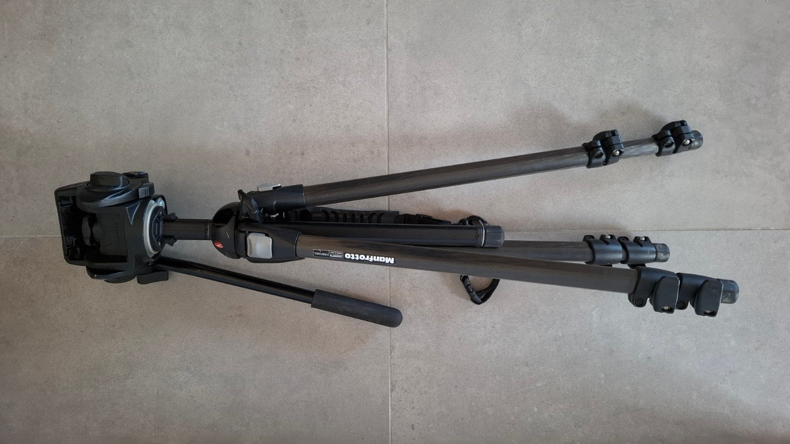 Manfrotto 055MF3 Magfiber camerastatief, Audio, Tv en Foto, Fotografie | Statieven en Balhoofden, Ophalen of Verzenden, Driepoot