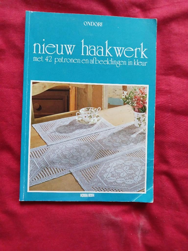 Nieuw haakwerk Ondori, Hobby en Vrije tijd, Breien en Haken, Gebruikt, Haken, Patroon of Boek, Ophalen of Verzenden