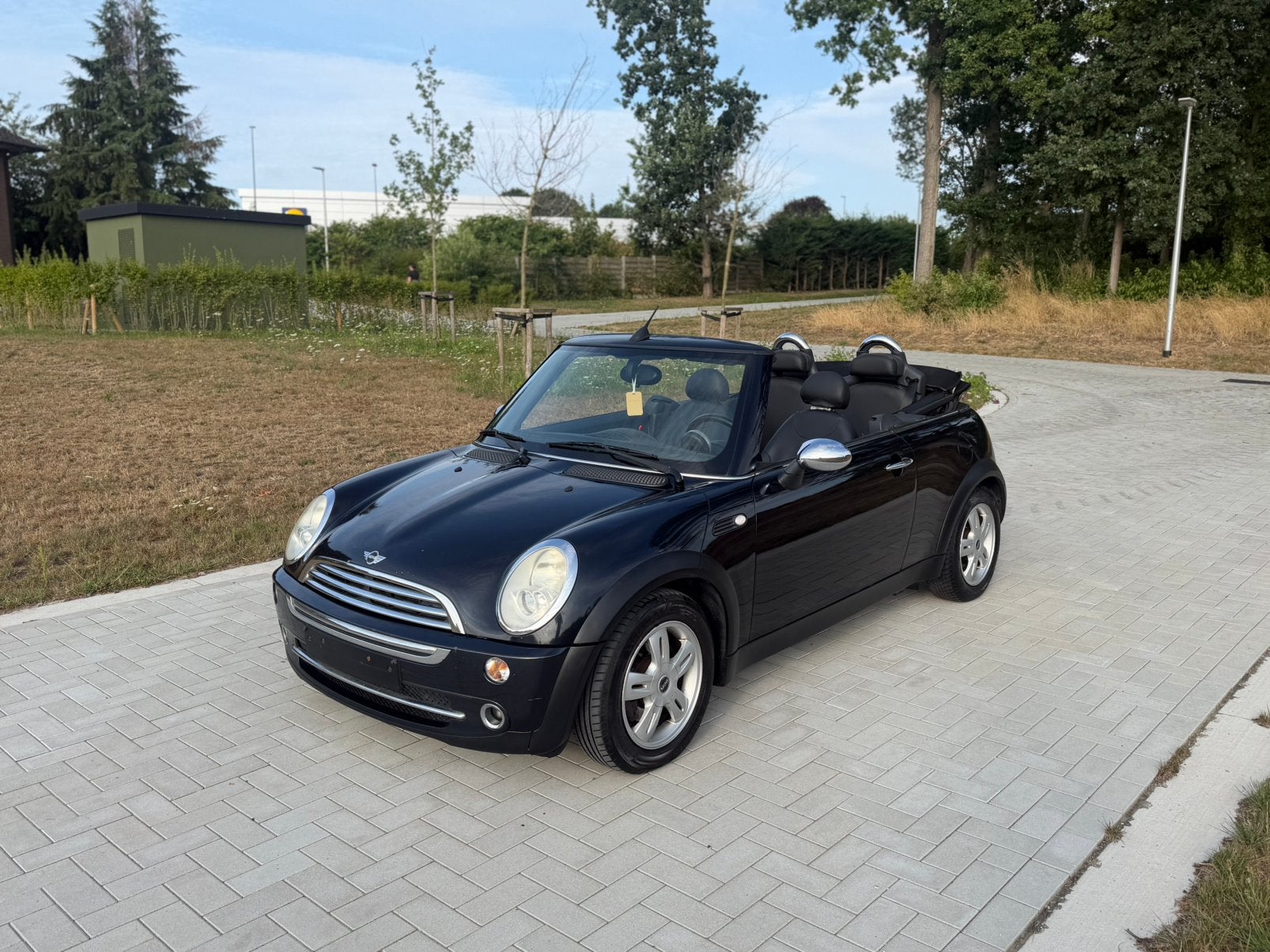 Mini Cooper Cabrio 1.6 benzine, Autos, Mini, Particulier, Cooper, ABS, Airbags, Air conditionné, Alarme, Ordinateur de bord, Verrouillage central