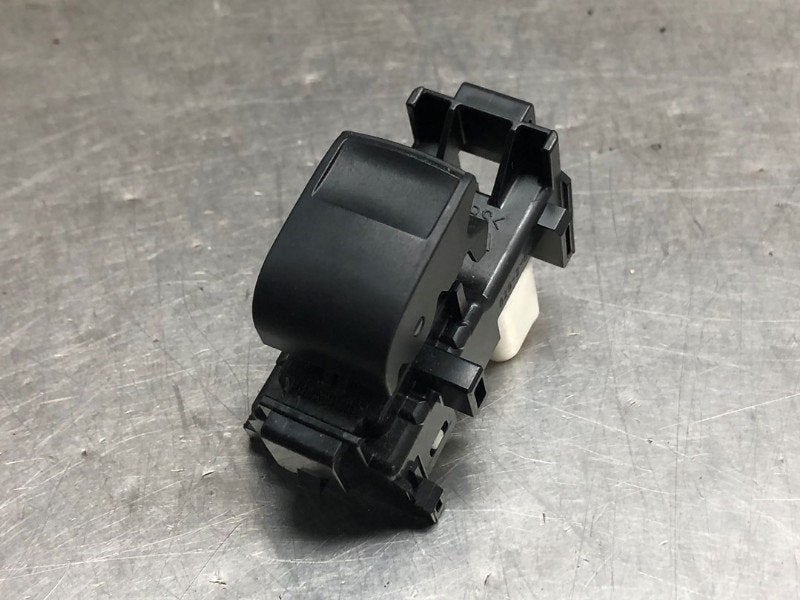 RAAMSCHAKELAAR Toyota Aygo (B40) (|8292Y85|), Gebruikt, Toyota