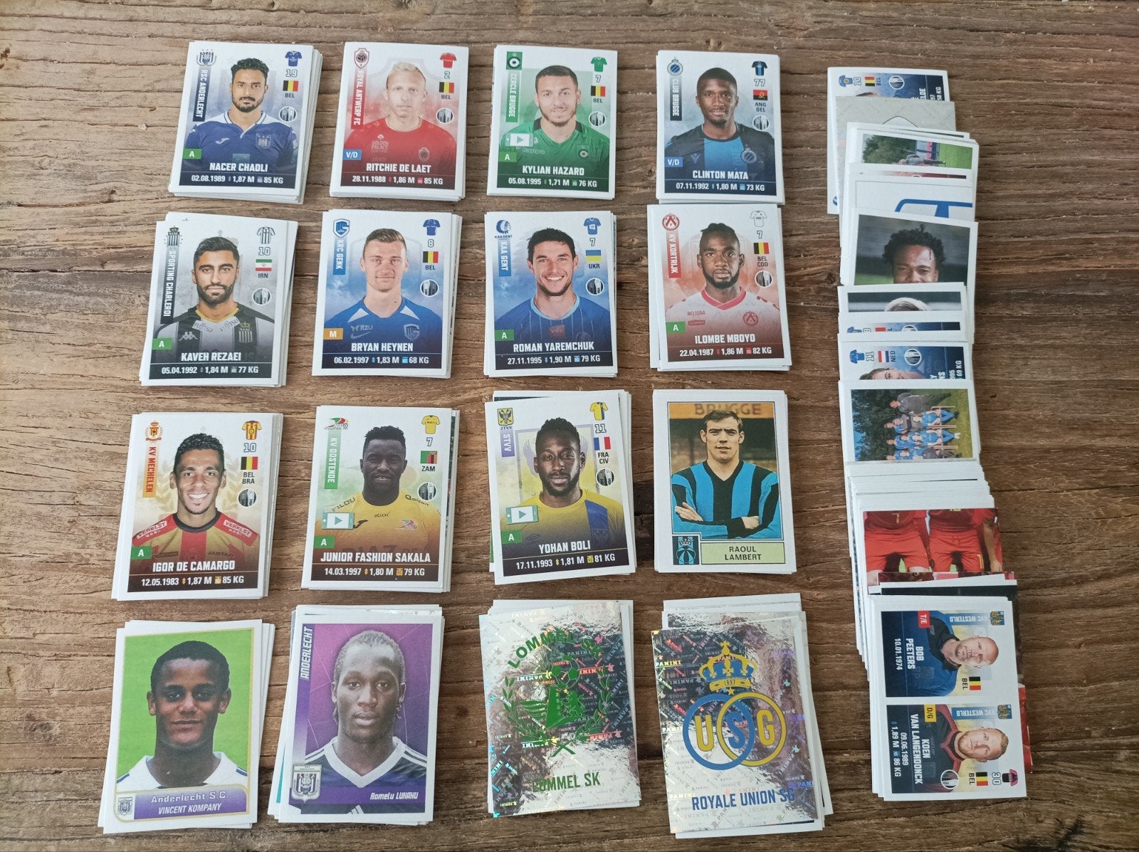 Panini Pro League 2019-2020, 330 autocollants différents, Enlèvement ou Envoi