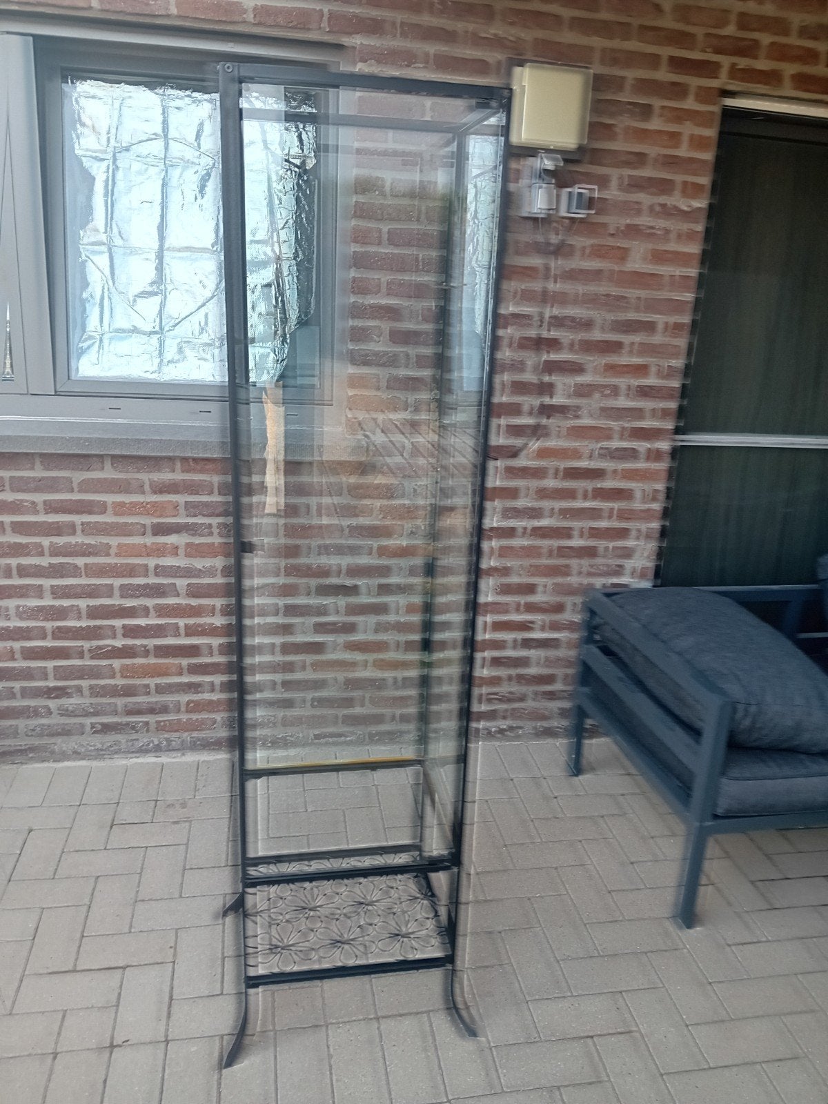 glazen vietrinne kast ., Huis en Inrichting, Kasten | Vitrinekasten, Ophalen of Verzenden, Met deur(en)