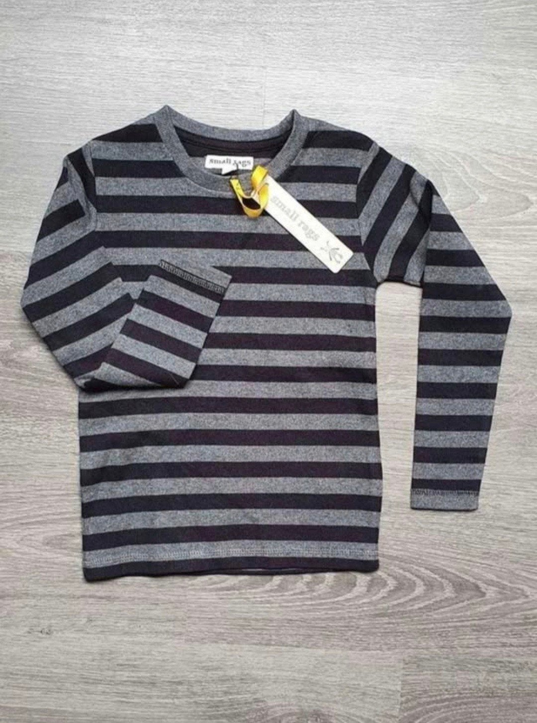 T-shirt met lange mouwen maat 104 en maat 110 - Nieuw, Ophalen of Verzenden, Maat 104