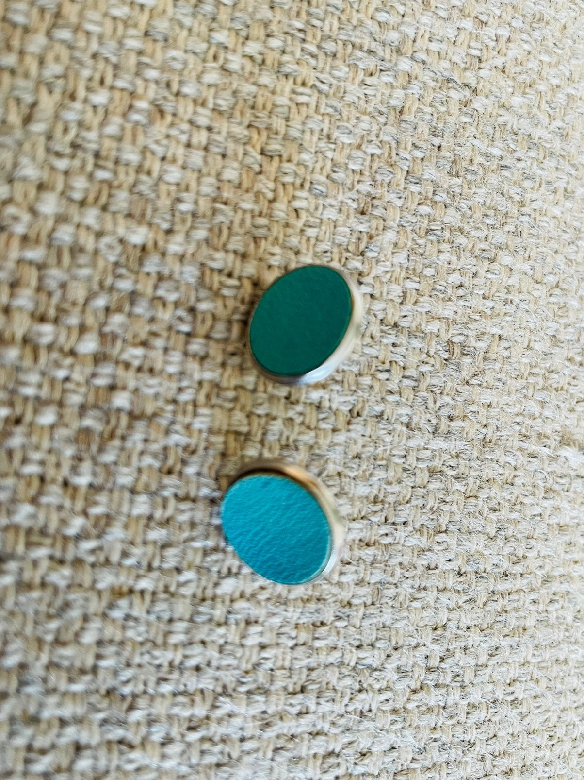 Appelblauw zeegroen oorbellen, Ophalen of Verzenden, Zo goed als nieuw