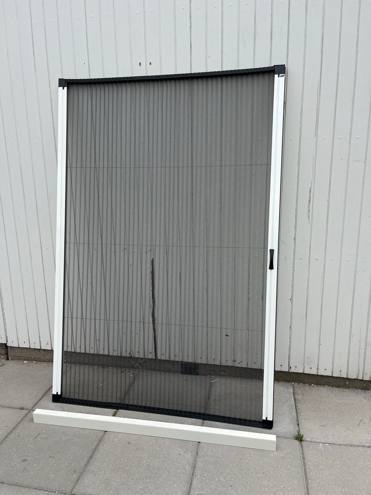 Porte moustiquaire plissée Luxaflex (neuve) 184x131, Neuf, Enlèvement ou Envoi, 100 à 150 cm, 200 cm ou plus