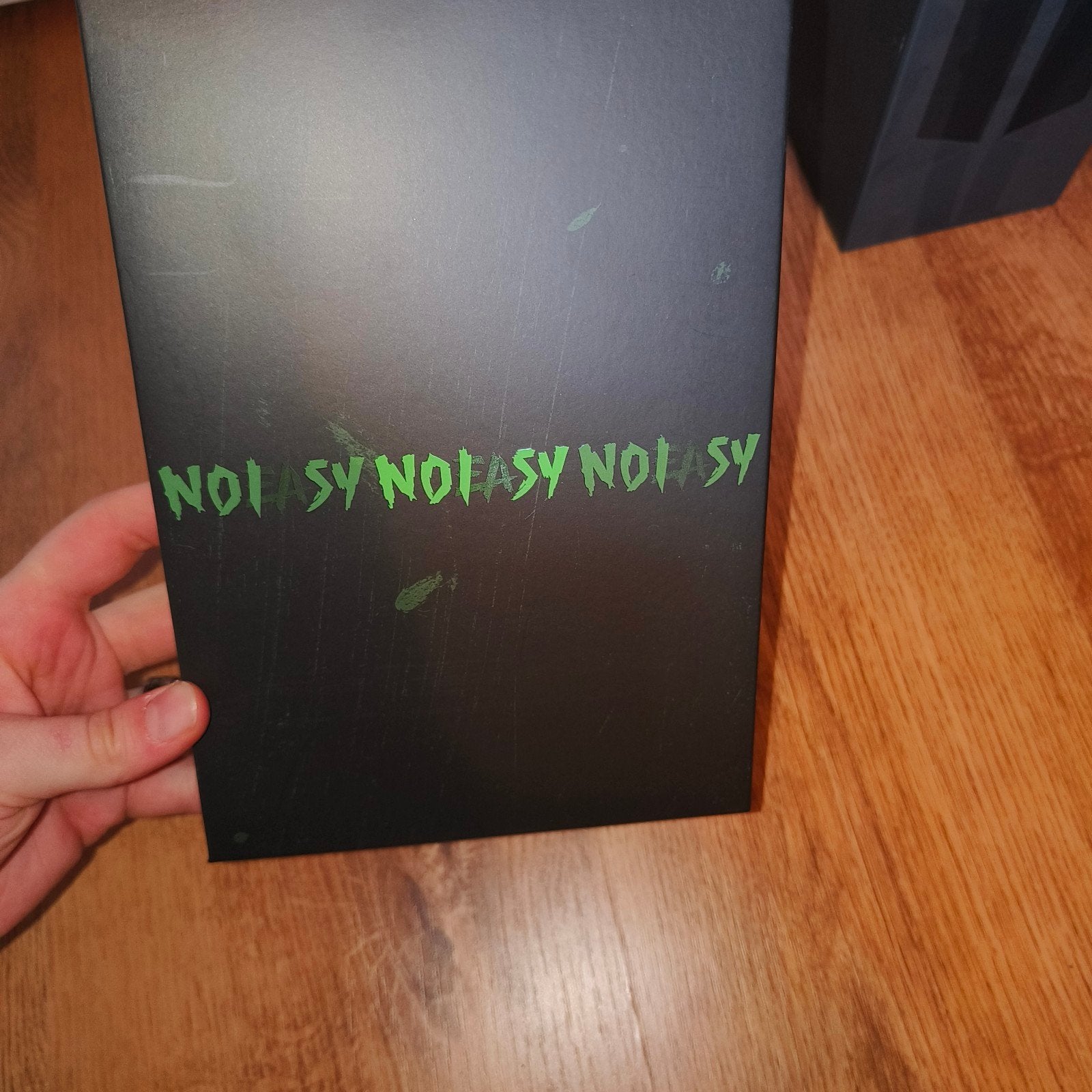 Stray kids album, Enlèvement ou Envoi, Neuf