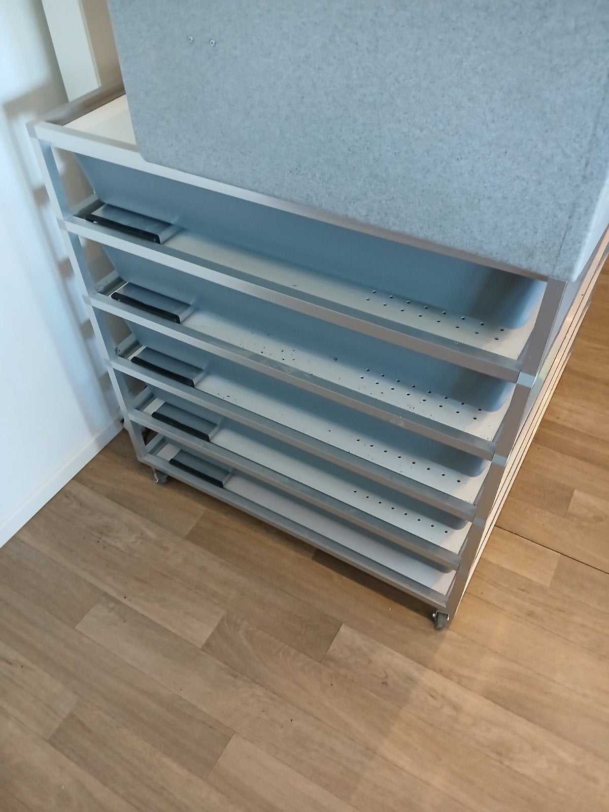 Rack aluracks V70 + thermostat habiStat, Animaux & Accessoires, Reptiles & Amphibiens | Accessoires, Enlèvement, Comme neuf, Terrarium ou Paludarium