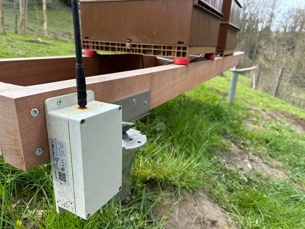 Balance connectée pour ruche Bee2beep, Animaux & Accessoires, Enlèvement ou Envoi, Utilisé