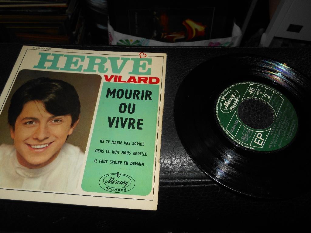 45T 4 pistes Hervé Vilard " Mourir ou vivre", Enlèvement ou Envoi