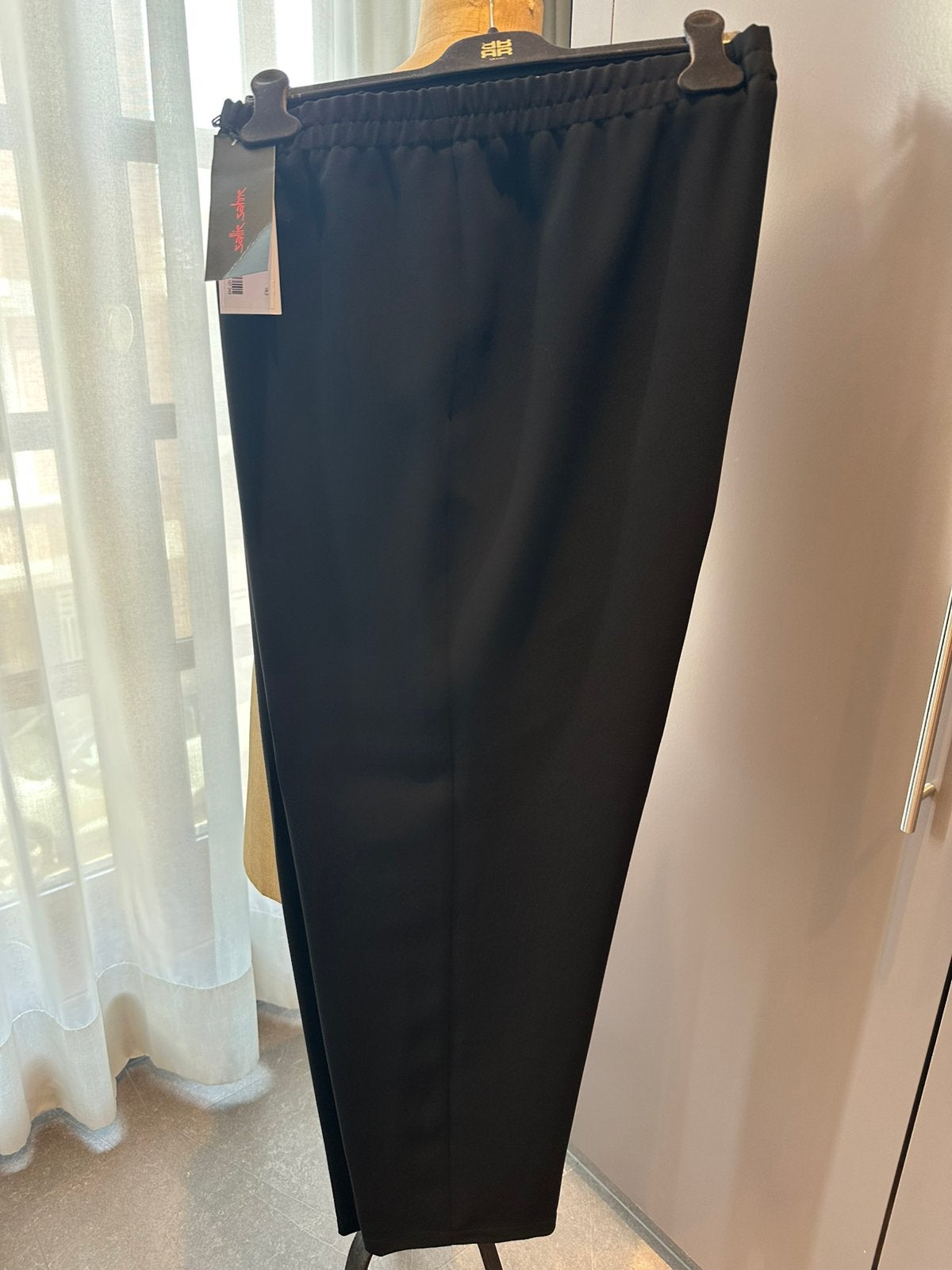 Nieuwe zwarte broek van Sallie Sahne, maat 48, Ophalen of Verzenden, Nieuw, Zwart, Broek of Spijkerbroek