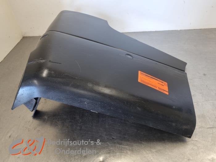 Coin pare-chocs arrière droit d'un Renault Trafic, Renault, -, 3 mois de garantie, Utilisé