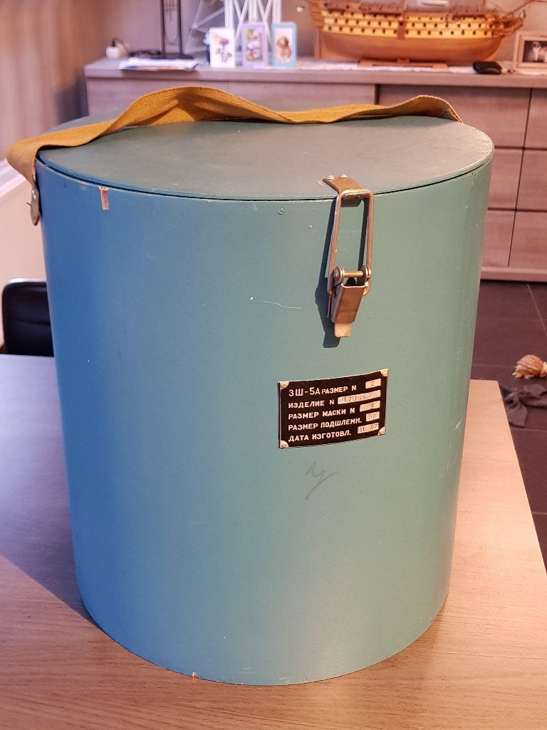 Russian ZsH-5 flight helmet + KM-34 oxygen mask, Ophalen of Verzenden, Luchtmacht, Helm of Baret
