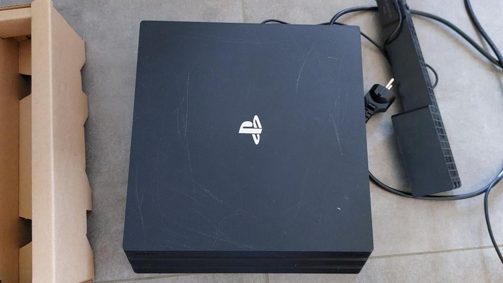 PS4 pro 1Tb, Ophalen
