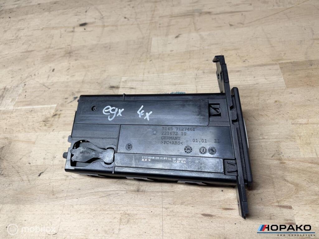 Bekerhouder R BMW 3 serie E90 E91 E92 E93 | 51457127461 lci, Enlèvement ou Envoi, Einsteinlaan 5 rijswijk, Bmw, Utilisé