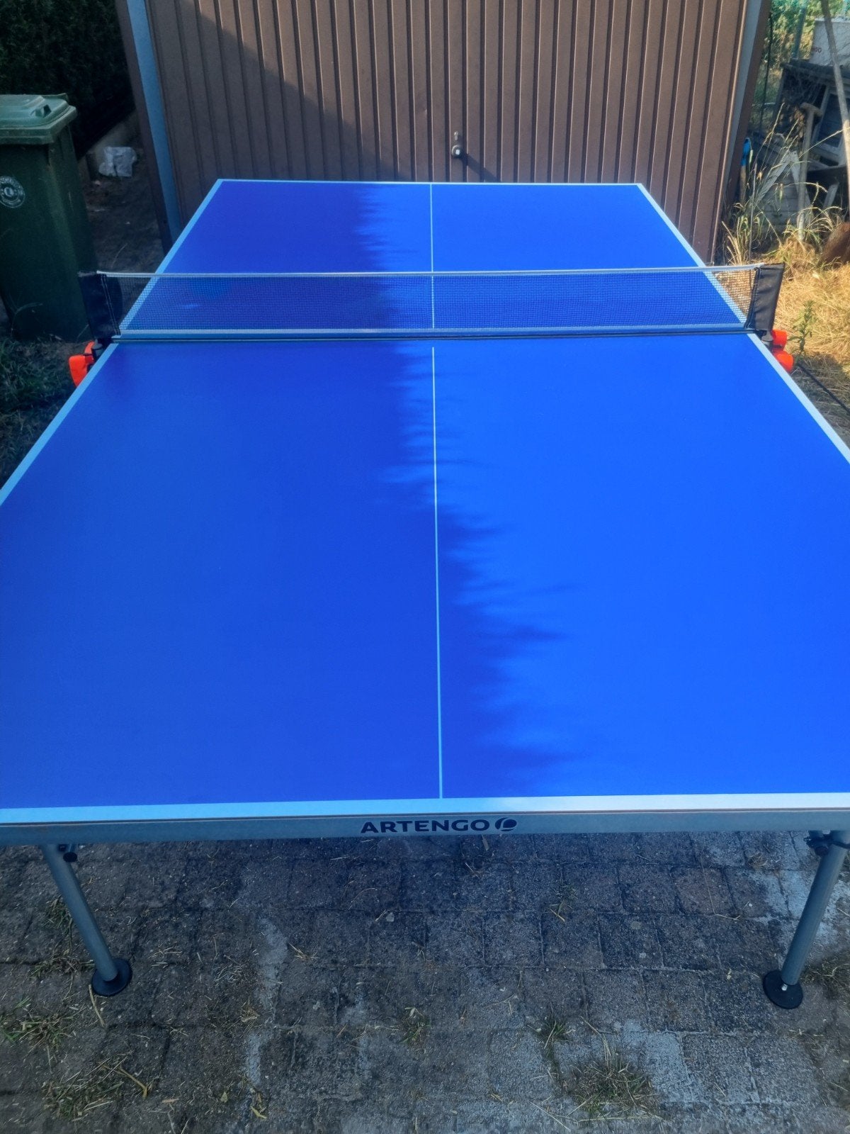 pingpongtafel Artengo 500 outdoor met beschermhoes, Sport en Fitness, Tafeltennis, Ophalen, Zo goed als nieuw, Tafel Outdoor, Verrijdbaar