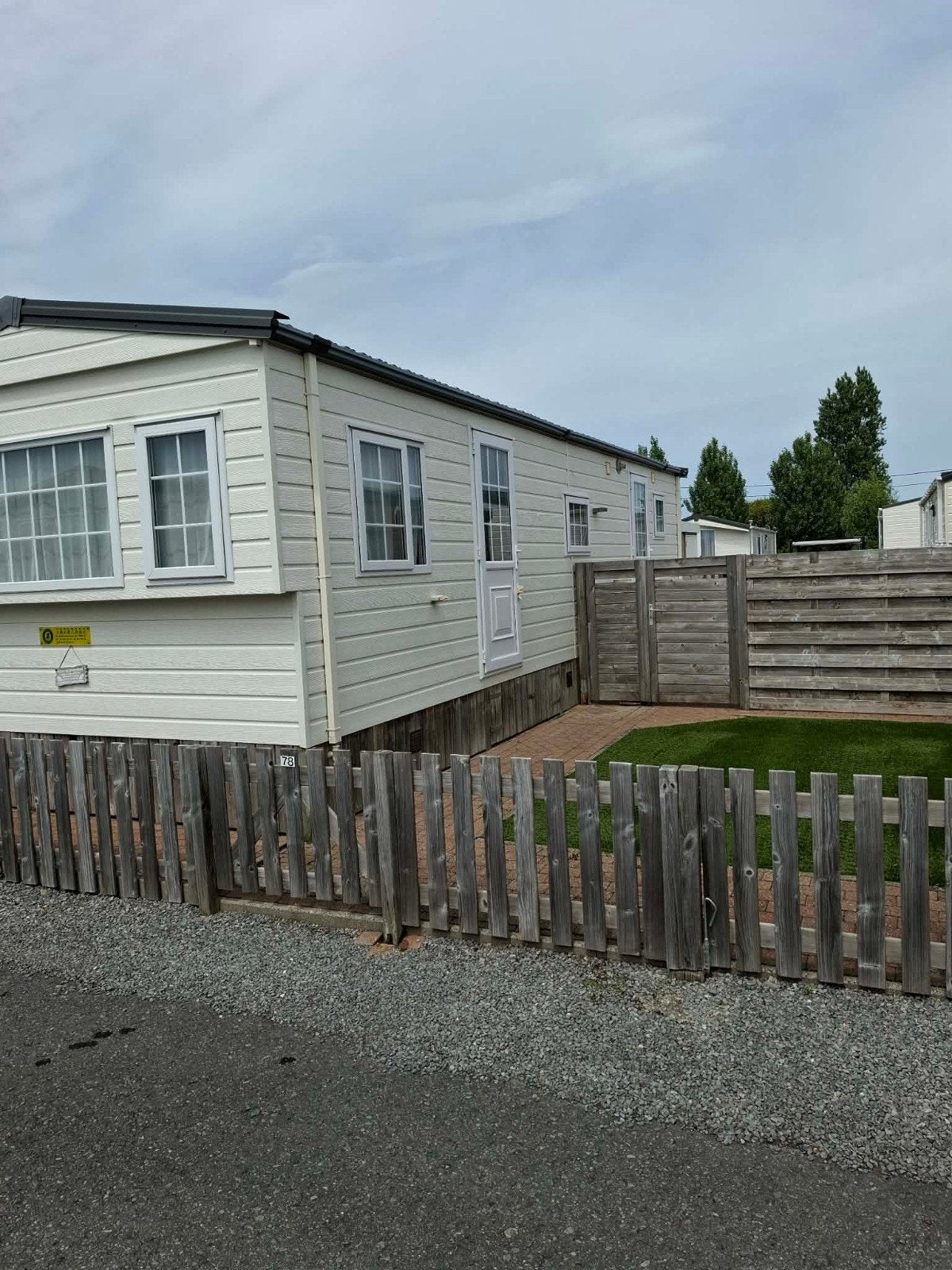Goed onderhouden stacaravan gelegen te blankenberge, Caravans en Kamperen, Stacaravans, Ophalen