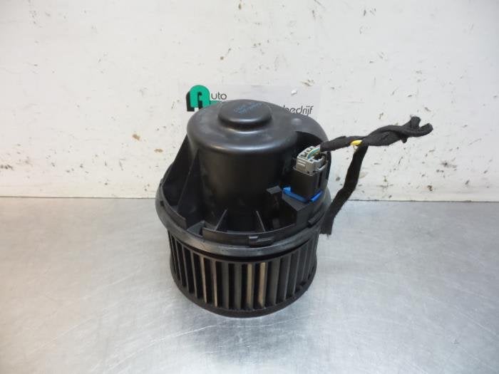 Moteur de ventilation chauffage d'un Ford Mondeo (Mondeo 07-, Autos : Pièces & Accessoires, -, 3 mois de garantie, -, -