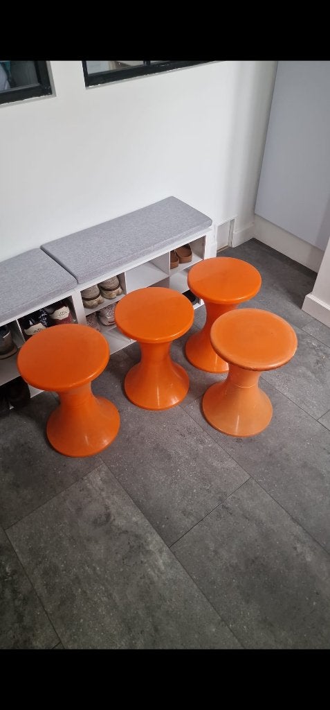 4 tabourets stamp vitange, Enlèvement ou Envoi, Utilisé, Plastique