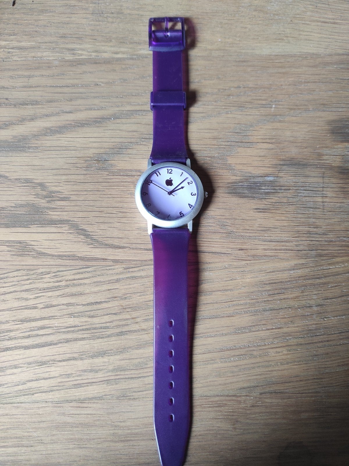 Apple Watch 1999 iMac GE 'yum' purple/grape, Verzamelen, Merken en Reclamevoorwerpen, Ophalen