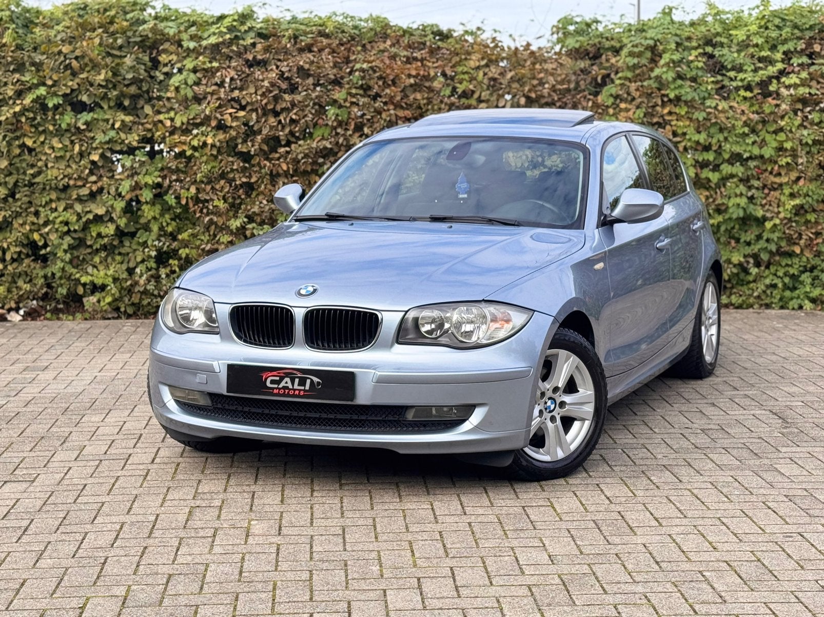 BMW 118i,GEKEURD VOOR VERKOOP, 1 JAAR GARANTIE, 4 deurs, 1 Reeks, Elektrische ramen, Particulier