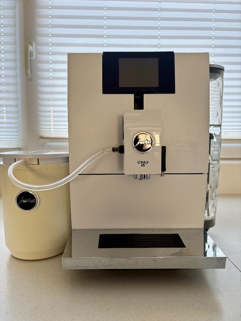 JURA ENA 8 Nordic White – weinig gebruikt + Cool Control, Ophalen, Afneembaar waterreservoir, Gebruikt, Koffiemachine