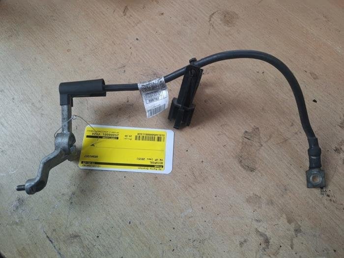 Borne de batterie d'un Volkswagen UP, Autos : Pièces & Accessoires, Volkswagen, -, 3 mois de garantie, Utilisé