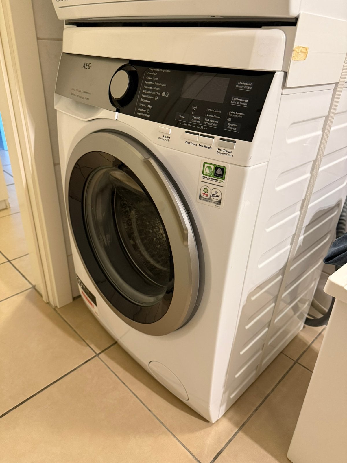 AEG Lavamat 8000 Series wasmachine – zeer goede staat, Elektronische apparatuur, 10 kg of meer, Ophalen, Zo goed als nieuw