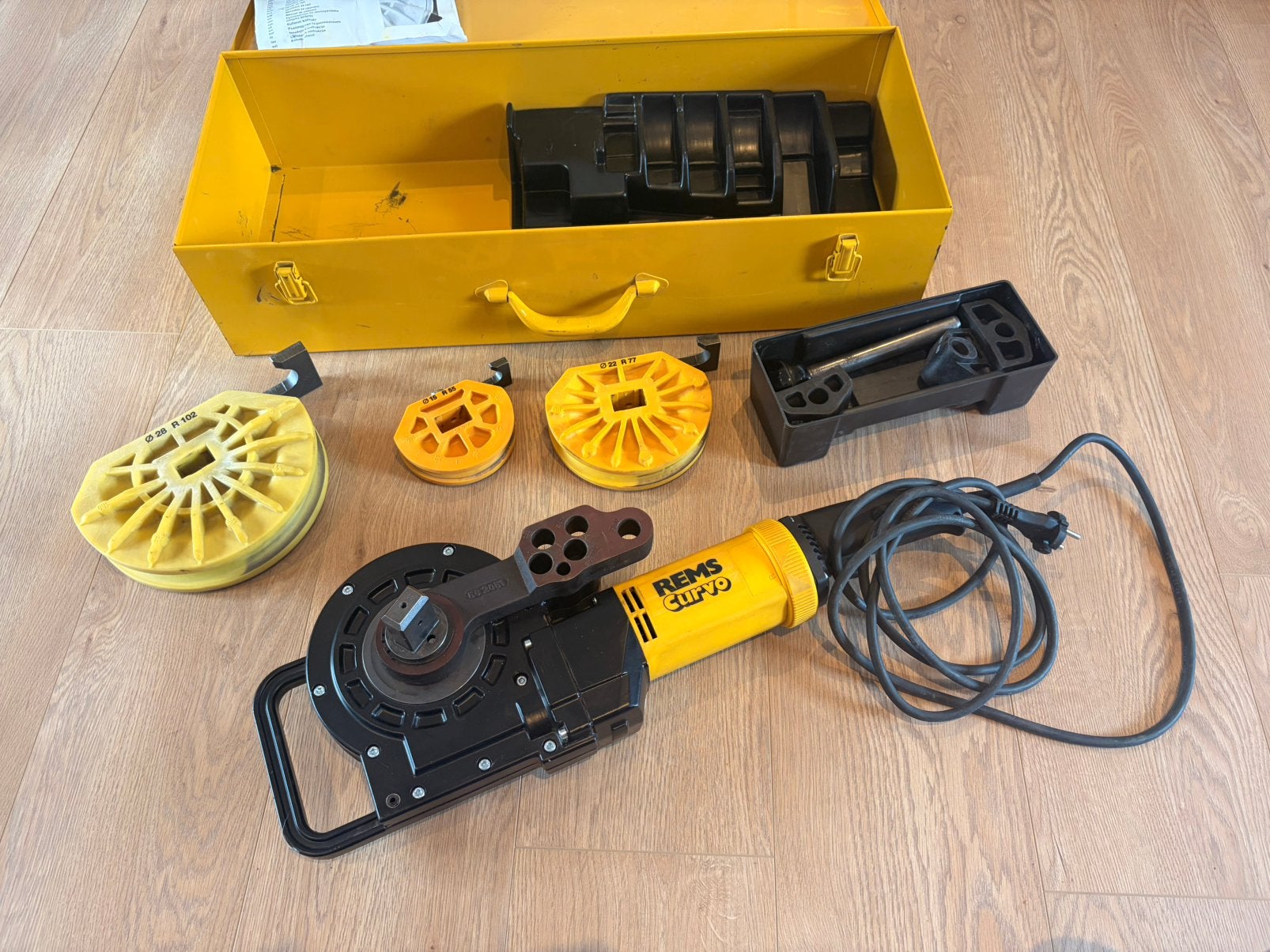 REMS Curvo Elektrische buizenplooier Set 15-22-28, Ophalen, Zo goed als nieuw