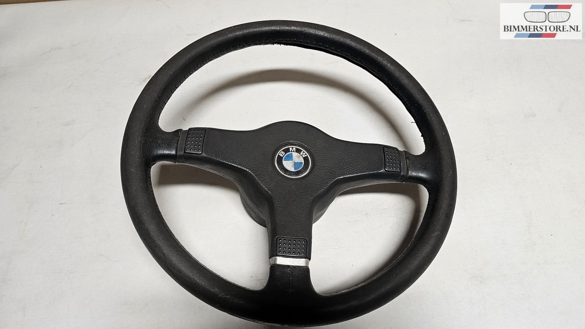 Volant sport M Tech en cuir, 380 mm, BMW Série 3 E30 3233115, -, Origine de la pièce connue, Utilisé, -