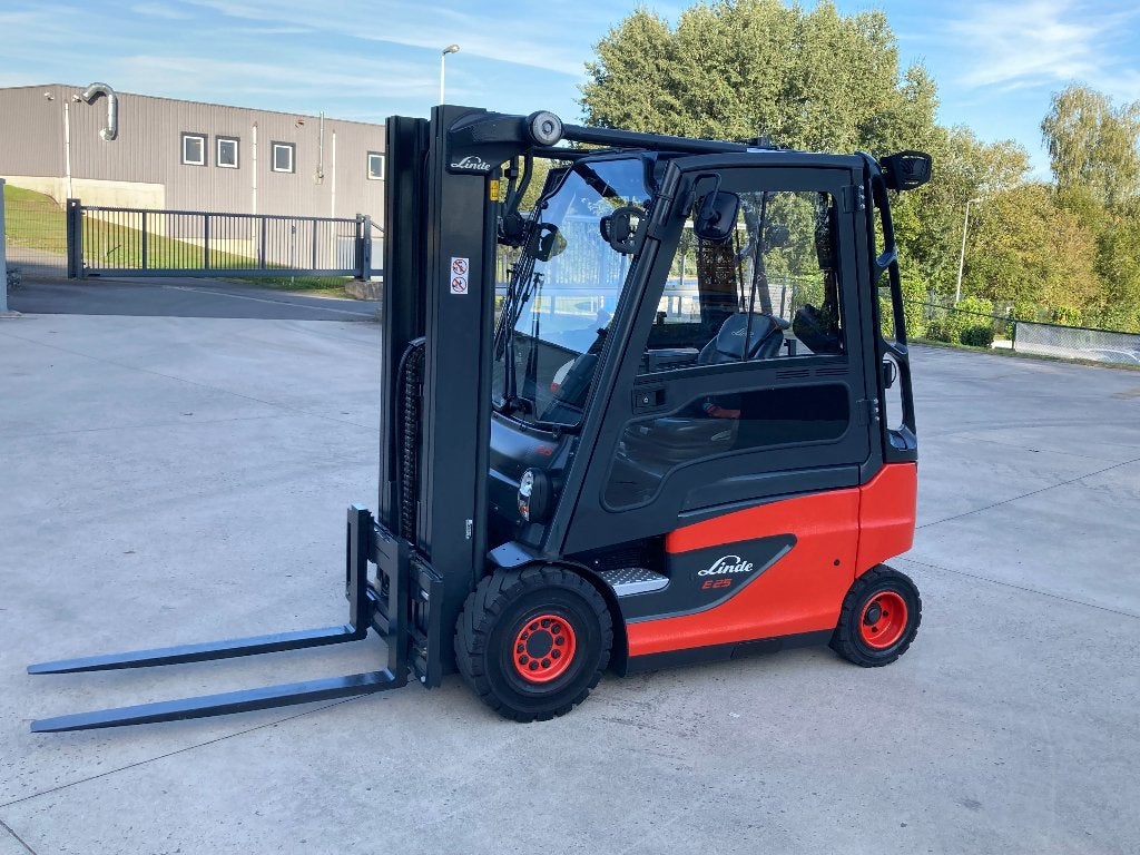 LINDE E25 chariot élévateur avec seulement 499 heures, Articles professionnels, Linde, Électrique, Chariot élévateur, Enlèvement