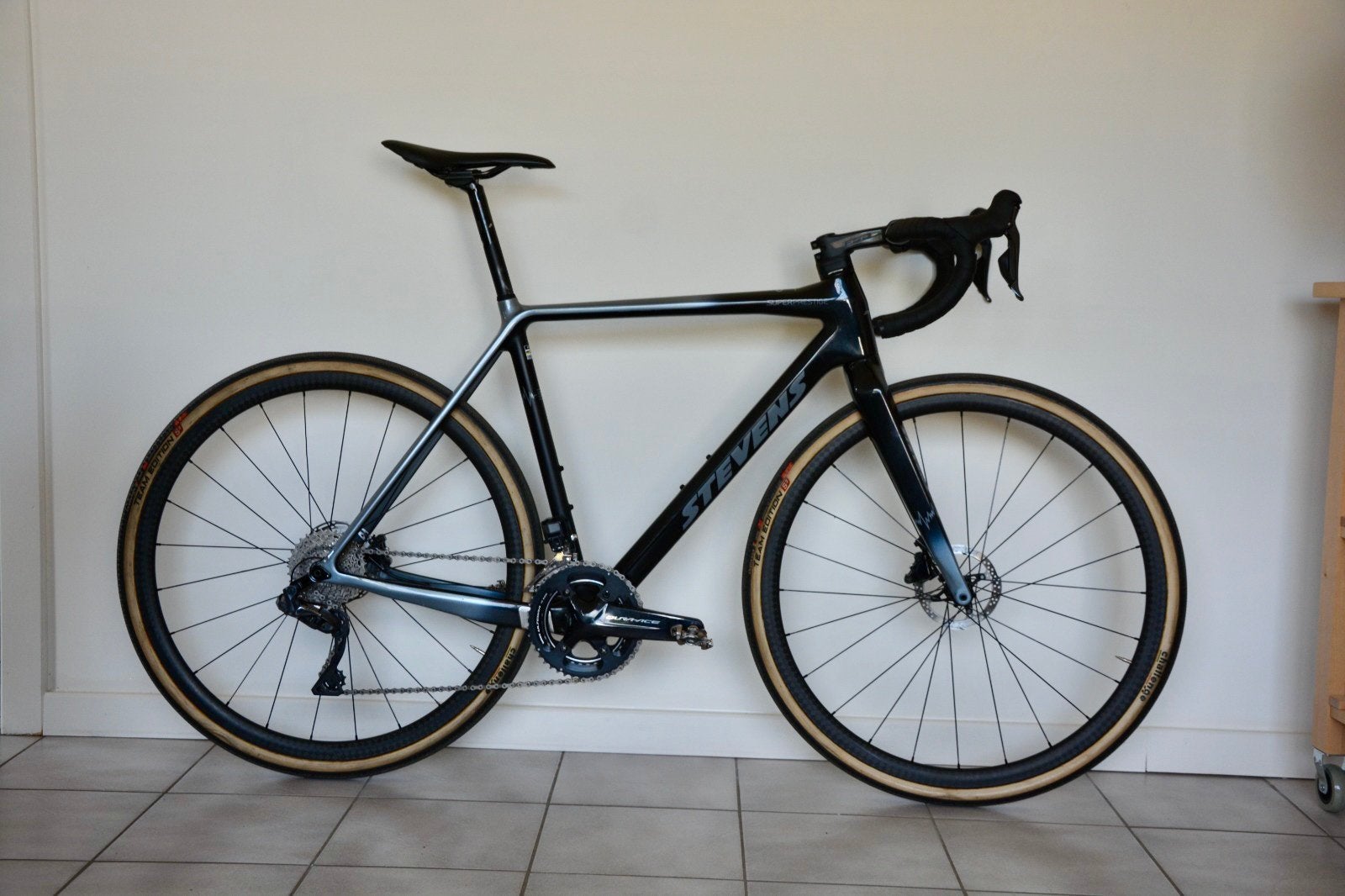 Stevens Superprestige 54 ÉTAT NEUF, Vélos & Vélomoteurs, Vélos | Vélos de course, Comme neuf, Carbone, Enlèvement