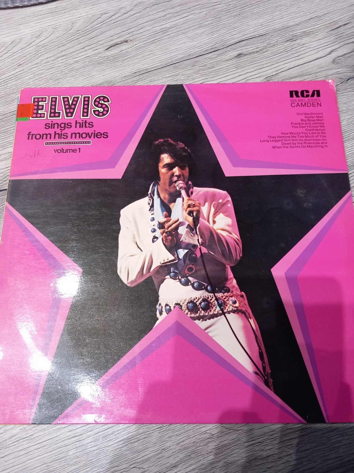 Elvis presley, Ophalen