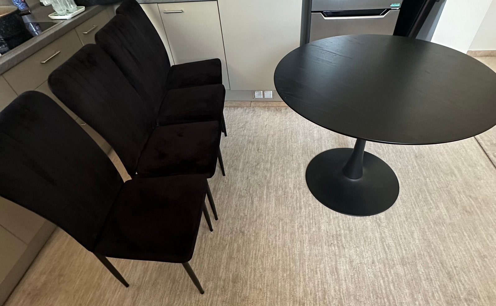 Ensemble de salle à manger pour 4 personnes couleur noire, Maison & Meubles, Enlèvement, Comme neuf