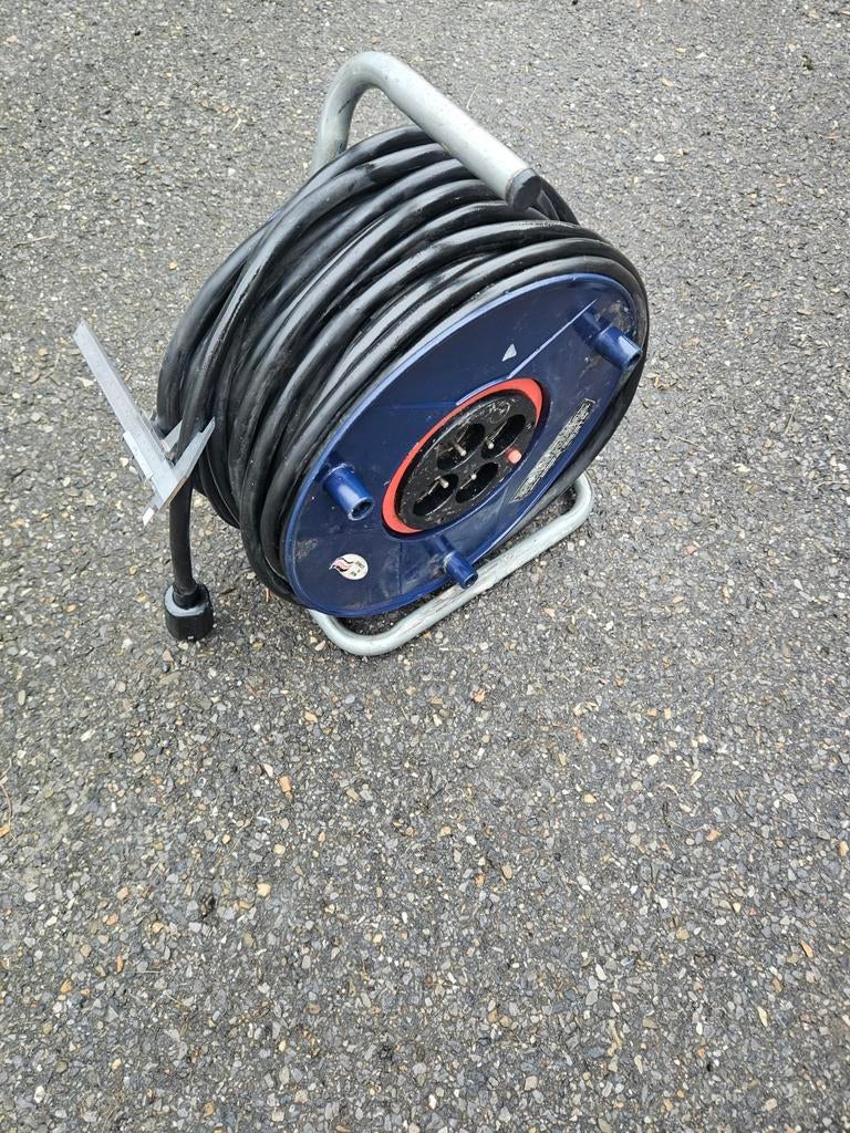 Câble d'extension L = 35 m utilisé mais en bon état Houthale, Enlèvement