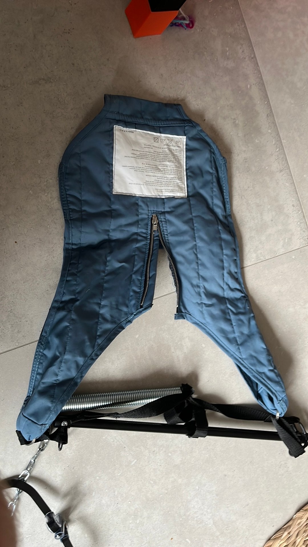 Porte Bébé suspendu, Enlèvement, Comme neuf