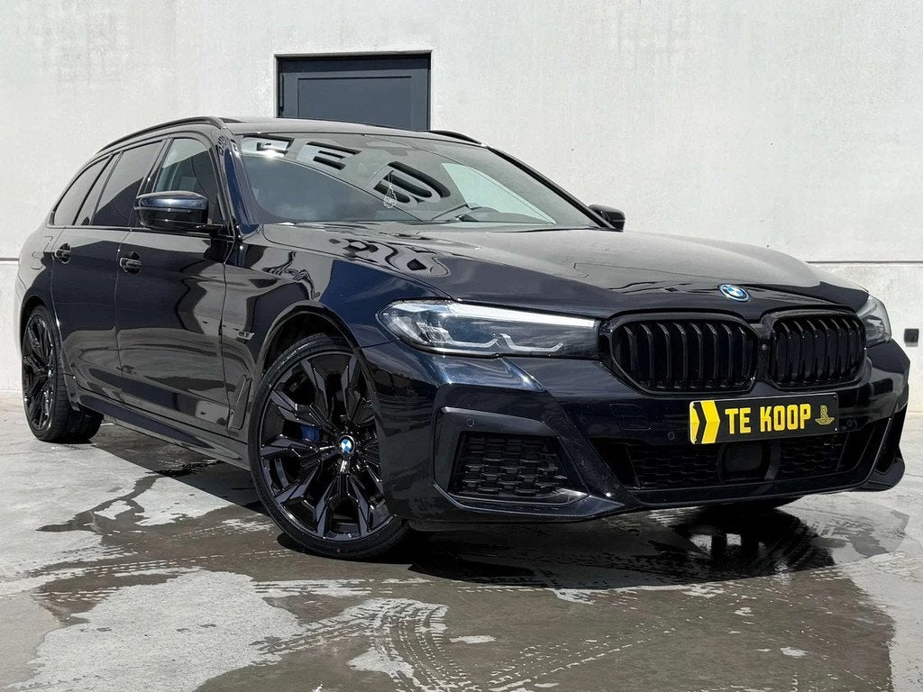 BMW 5 Serie 530 M-Pack*Touring*Sportboost*Sportrem*Carbon-sc, Automaat, 1998 cc, Gebruikt, 4 cilinders