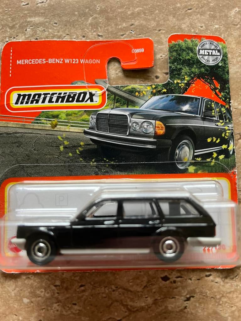 Matchbox Mercedes W123, Enlèvement ou Envoi, Neuf