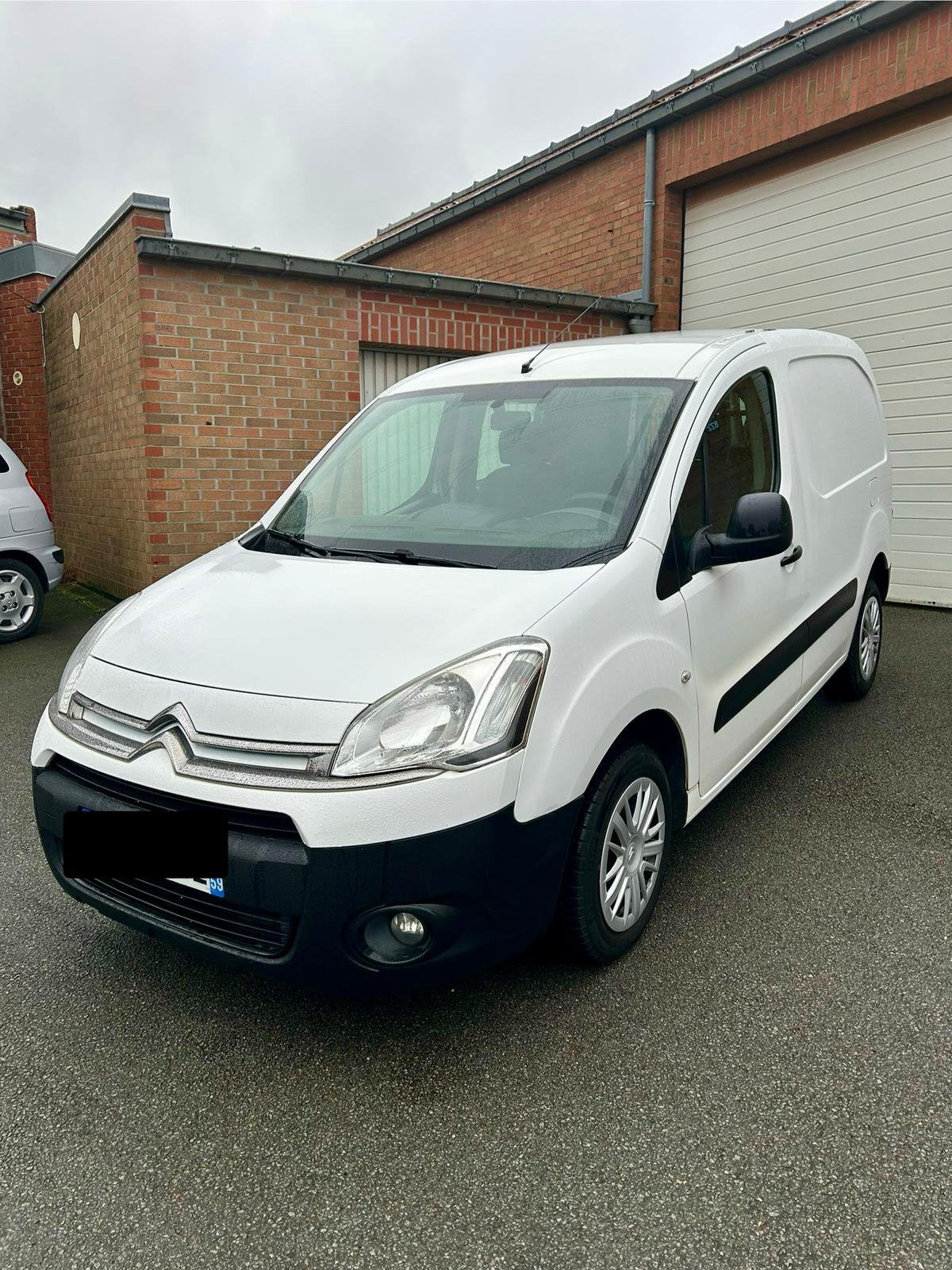 Citroën berlingo 1,6 hdi 2014, Auto's, Bestelwagens en Lichte vracht, Voorwielaandrijving, 4 deurs, Stof, 4 cilinders