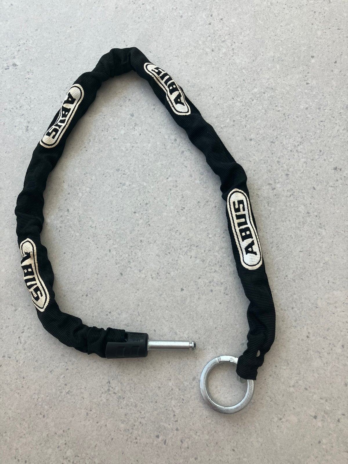 Chaîne enfichable ABUS, Vélos & Vélomoteurs, Accessoires vélo | Cadenas de vélo, Comme neuf, Antivol fer à cheval, Enlèvement