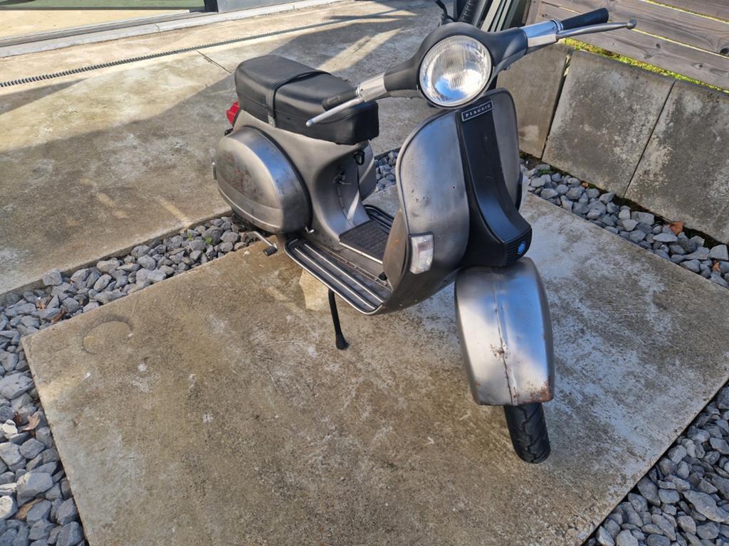 Vespa px 177, Particulier