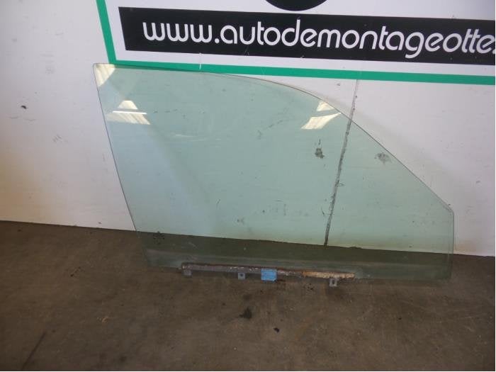 Vitre portière 4portes avant droite d'un Volkswagen Passat, Autos : Pièces & Accessoires, Volkswagen, -, Utilisé, -