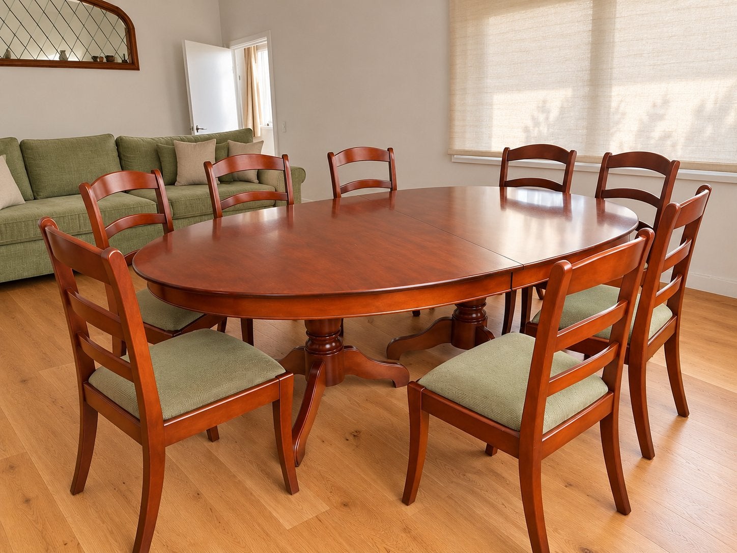 Table extensible avec 8 chaises assorties,, Enlèvement, Comme neuf