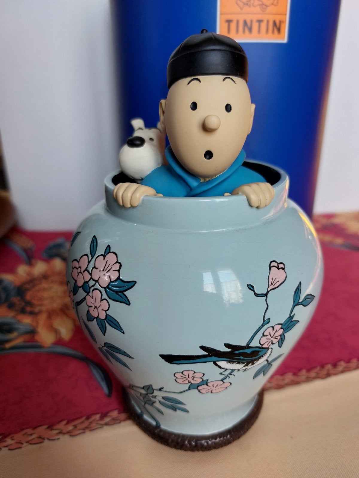Figurine Tintin potiche lotus bleu haut 17cm +boîte+certific, Enlèvement ou Envoi, Tintin
