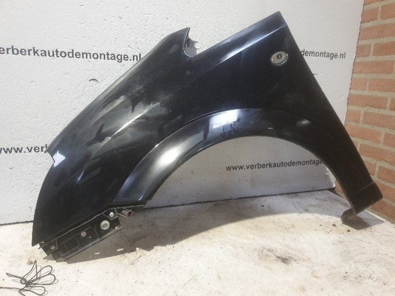 SPATBORD LINKS VOOR Opel Meriva (A) (01-2003/05-2010), Gebruikt, Opel Automobile GmbH, Spatbord, Kontakt-opel@opel.com