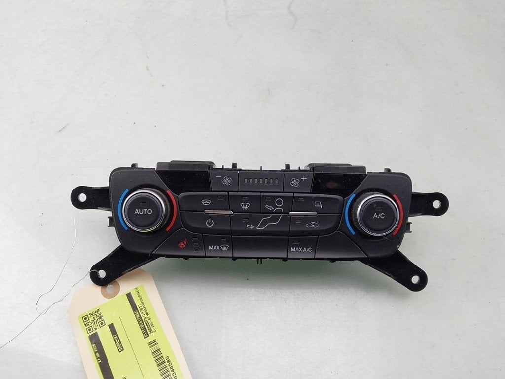 BEDIENINGSPANEEL VERWARMING Ford Transit Connect (PJ2), Gebruikt, Henry-Ford-Straße  1
50735  Köln, DE, Ford-Werke GmbH, Kunden@ford.com