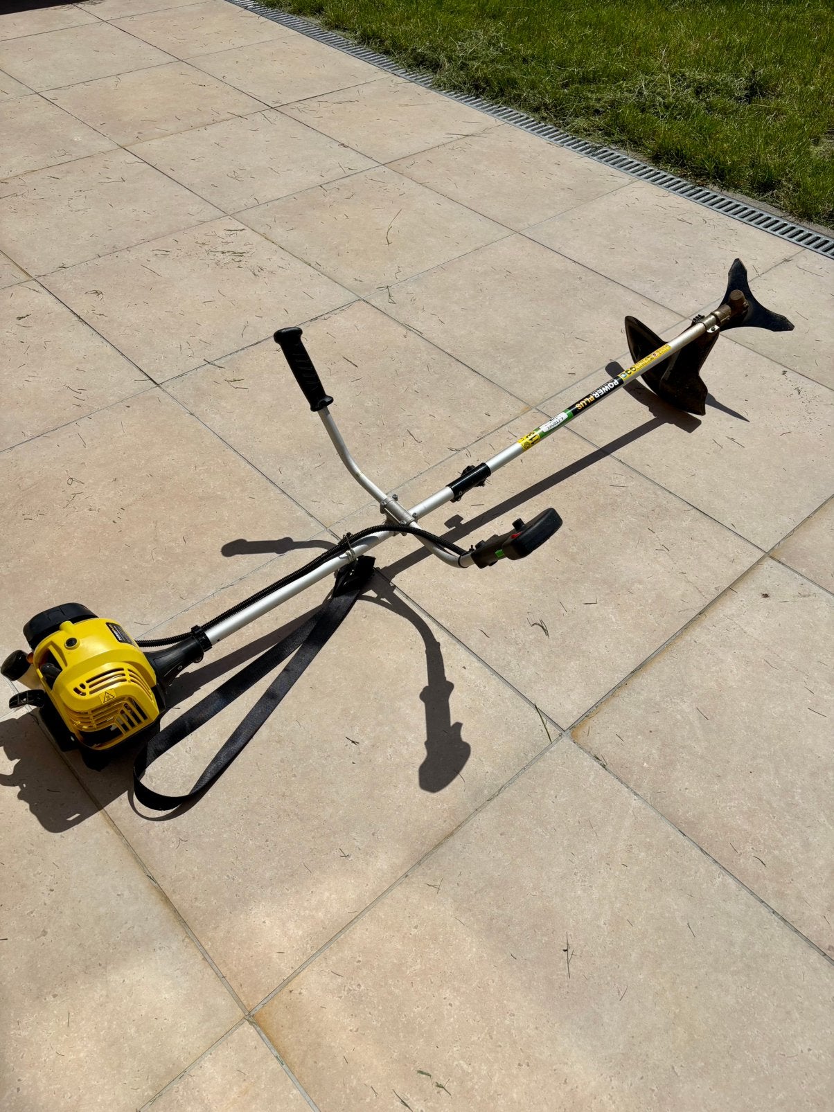 PowerPlus 31cc bosmaaier, Tuin en Terras, Bosmaaiers, Ophalen, Gebruikt, 10 tot 30 cm, Benzine